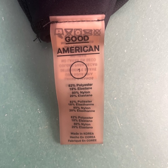 GOOD AMERICAN Gilded Leopard sports bra mesh back panel size small/1 - Picture 6 of 8